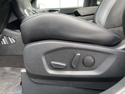 Used 2020 Ford Edge ST w/ Equipment Group 401A AWD/4WD image 17
