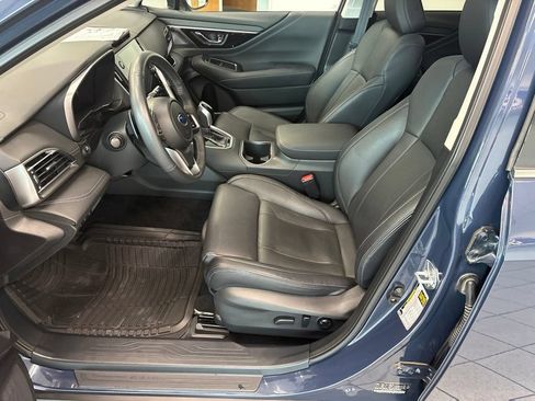 Used 2025 Subaru Outback Touring XT AWD/4WD image 17