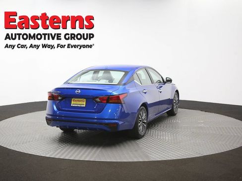 Used 2025 Nissan Altima 2.5 SV FWD image 38