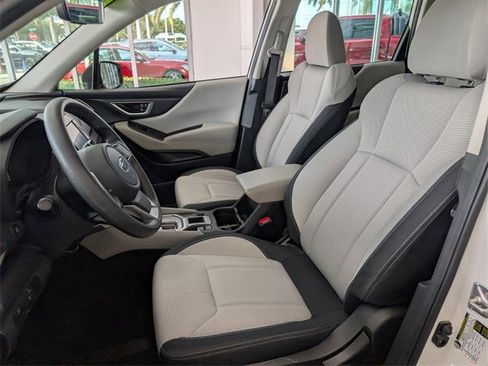 Used 2023 Subaru Forester image 6