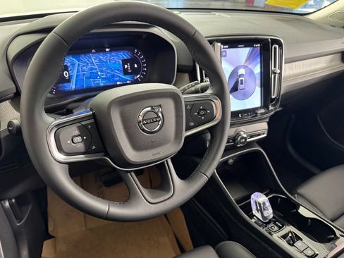New 2026 Volvo XC40 B5 Plus w/ Protection Package Premier AWD/4WD image 10