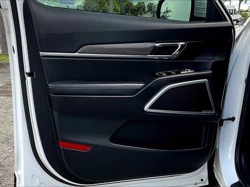 Used 2021 Kia Telluride EX w/ Towing Package image 24