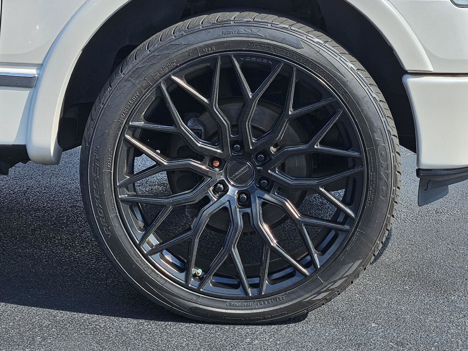 Used 2013 Ford F150 Platinum RWD image 27