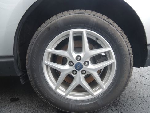 Used 2022 Ford Edge SEL AWD/4WD image 6