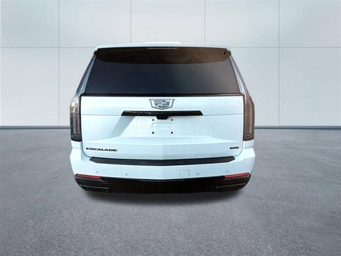 Used 2026 Cadillac Escalade Platinum Sport w/ LPO, ONYX Package image 4