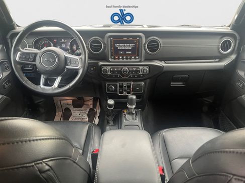 Used 2023 Jeep Wrangler Sahara w/ Cold Weather Group image 16