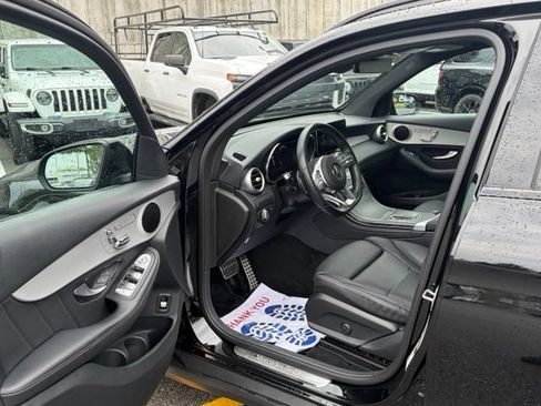 Used 2021 Mercedes-Benz GLC 300 4MATIC w/ AMG Line image 15