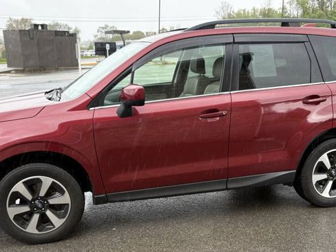 Used 2018 Subaru Forester 2.5i Limited w/ Popular Package #2 AWD/4WD image 5