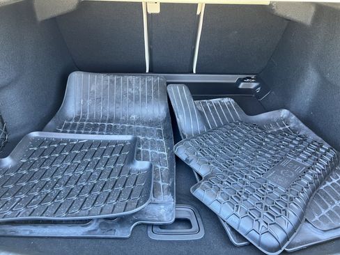 Used 2024 Mercedes-Benz C 300 C 300 image 34