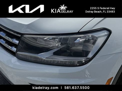Used 2019 Volkswagen Tiguan SE w/ Panoramic Sunroof Package FWD image 6