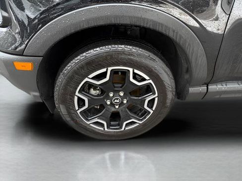 Certified 2025 Ford Bronco Sport Outer Banks w/ Outer Banks Tech Package+ AWD/4WD image 29