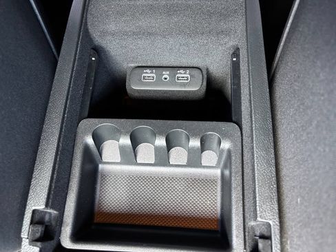 Used 2023 Dodge Charger R/T w/ Blacktop Package RWD image 27