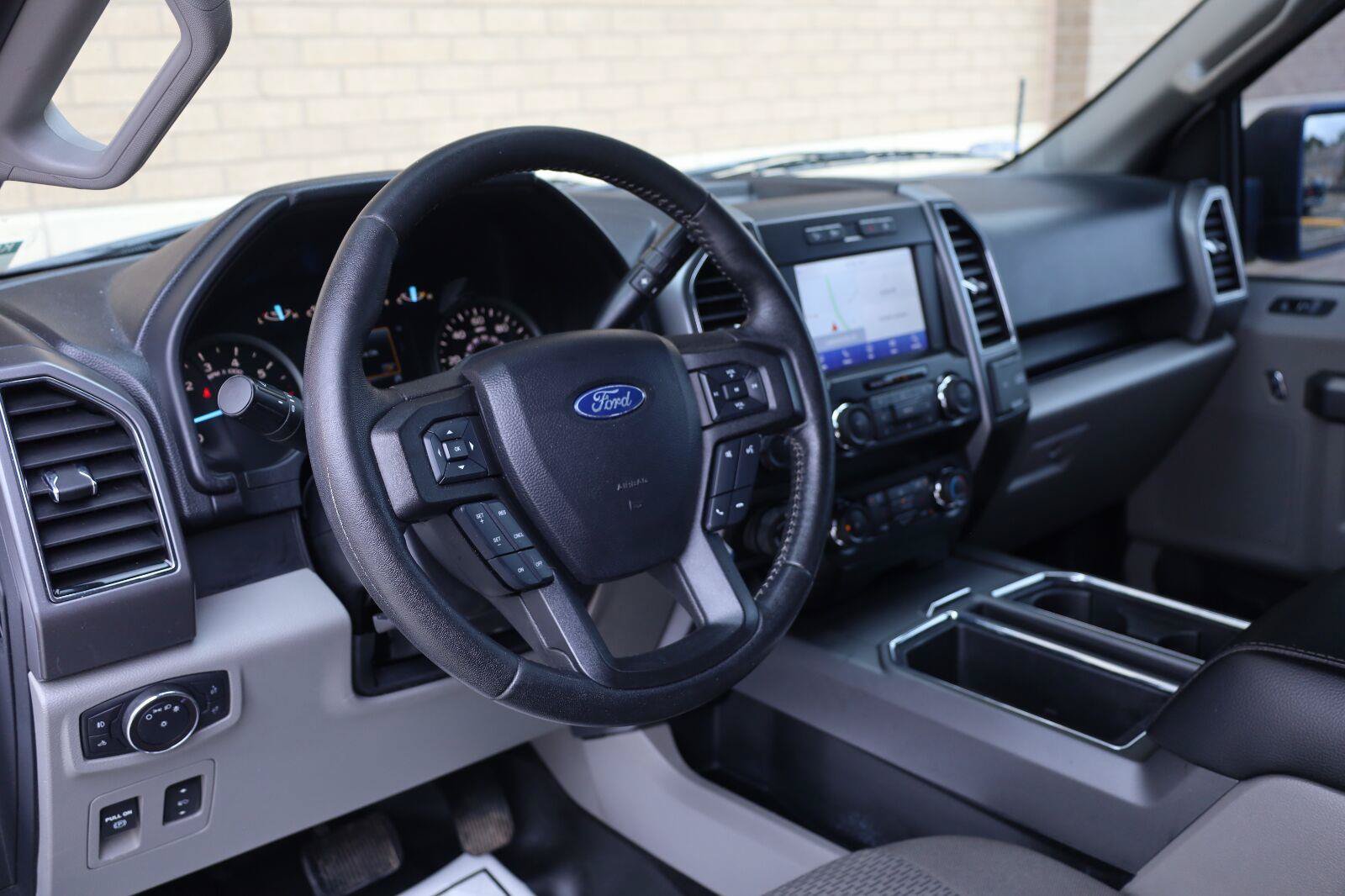 Used 2019 Ford F150 XLT w/ Equipment Group 302A Luxury AWD/4WD image 14