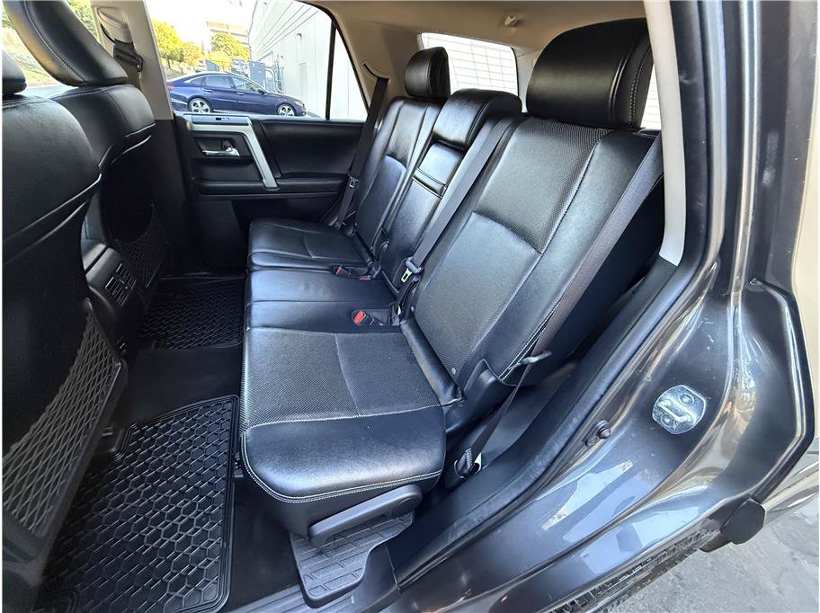 Used 2014 Toyota 4Runner Limited AWD/4WD image 18