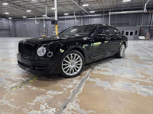 Used 2017 Bentley Mulsanne RWD image 2