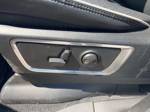 Used 2026 RAM 1500 Laramie w/ Sport Appearance Package AWD/4WD image 22