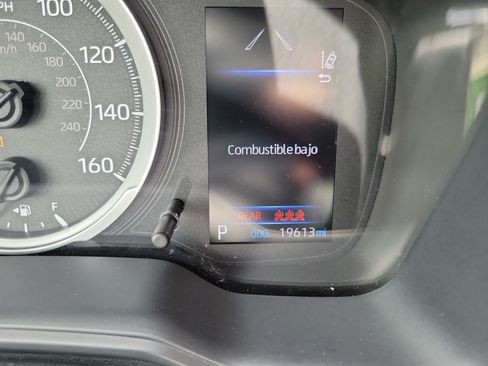 Used 2022 Toyota Corolla LE FWD image 25