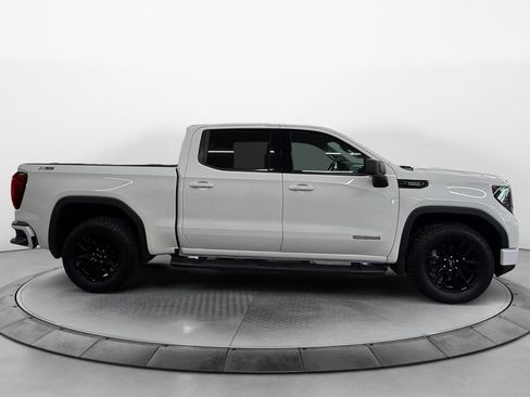 Used 2024 GMC Sierra 1500 Elevation w/ X31 Off-Road Package AWD/4WD image 2