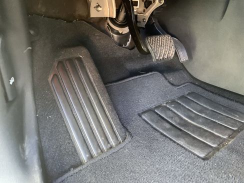 Used 2024 Nissan Pathfinder Platinum w/ Cargo Package image 17