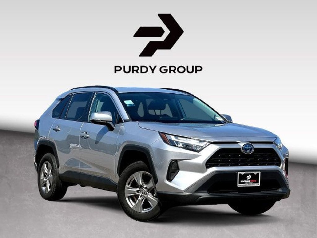 Certified 2024 Toyota RAV4 XLE AWD/4WD image 1