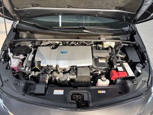 Used 2022 Toyota Prius Prime XLE FWD image 25