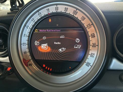 Used 2011 MINI Cooper Hardtop FWD image 27