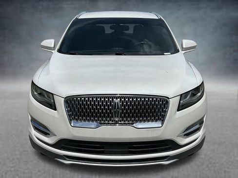Used 2019 Lincoln MKC Premiere FWD image 2