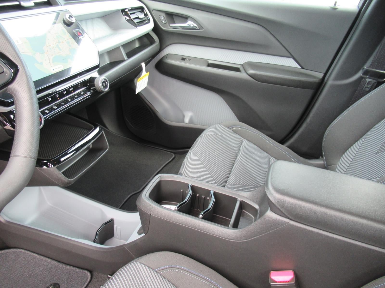 New 2027 Chevrolet Bolt LT FWD image 16