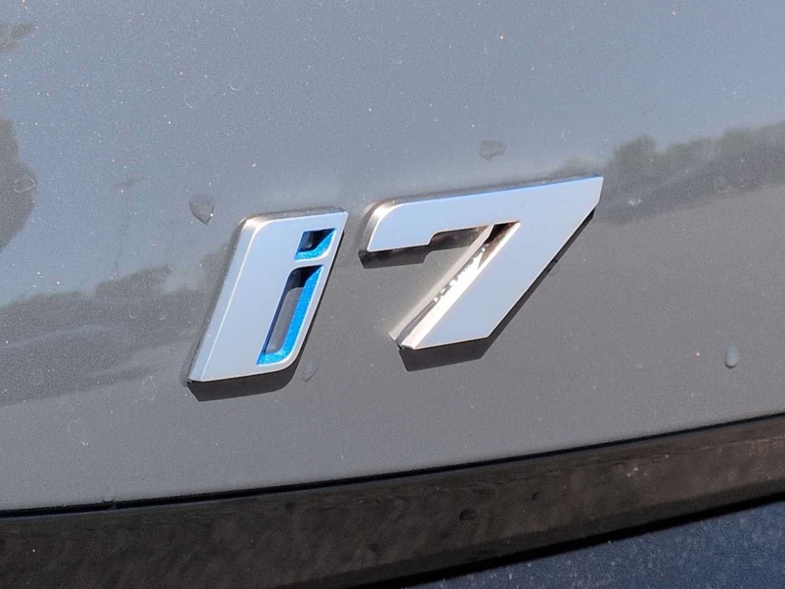 Used 2026 BMW i7 xDrive60 w/ Executive Package AWD/4WD image 13