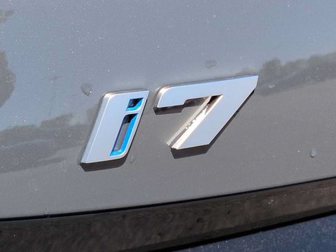Used 2026 BMW i7 xDrive60 w/ Executive Package AWD/4WD image 13