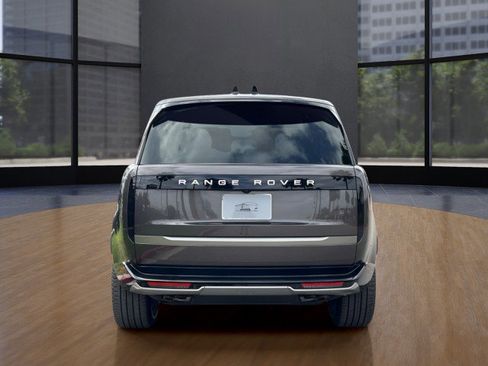 New 2025 Land Rover Range Rover SE image 12