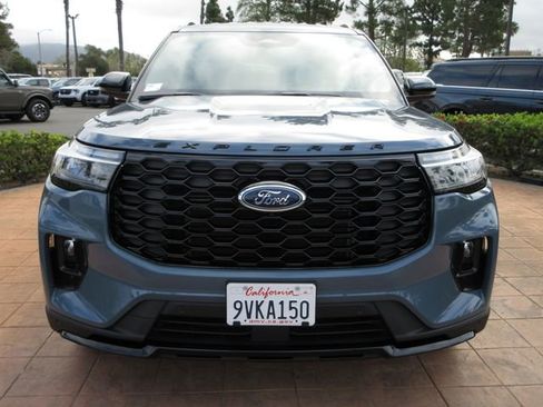 Certified 2025 Ford Explorer ST-Line w/ Premium Package image 7