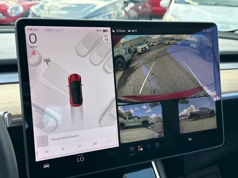 Used 2020 Tesla Model 3 Standard Range Plus RWD image 16