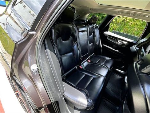 Used 2023 Volvo XC60 B5 Ultimate FWD image 38