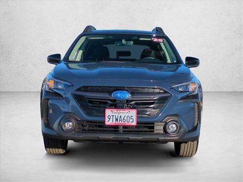 Certified 2025 Subaru Outback Premium image 2