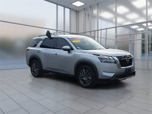 Certified 2023 Nissan Pathfinder SL w/ SL Premium Package image 2