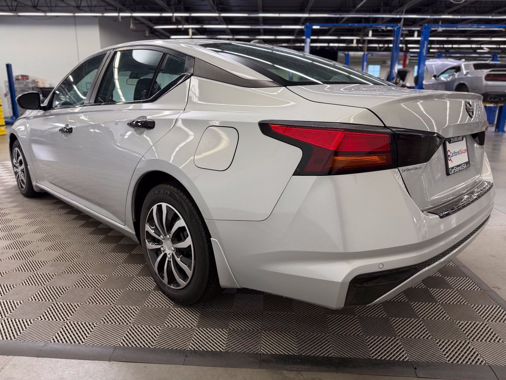Used 2021 Nissan Altima 2.5 SV FWD image 5