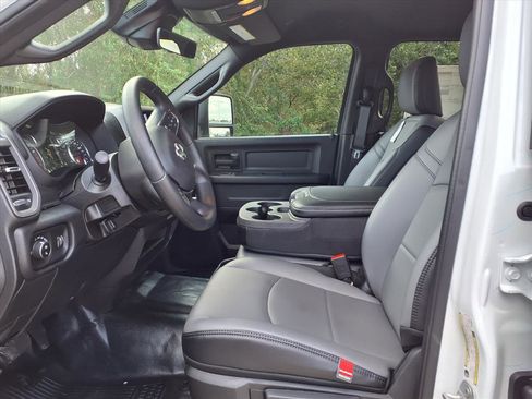 New 2026 RAM 2500 Tradesman AWD/4WD image 7
