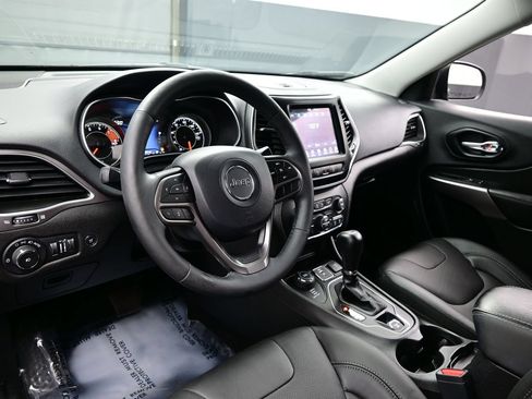 Used 2021 Jeep Cherokee Latitude Lux w/ Comfort/Convenience Group AWD/4WD image 12