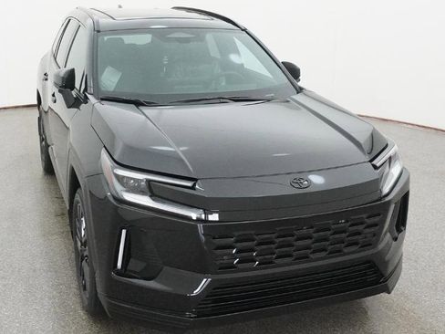 New 2026 Toyota RAV4 XSE w/ Panoramic Sun Roof Package image 38