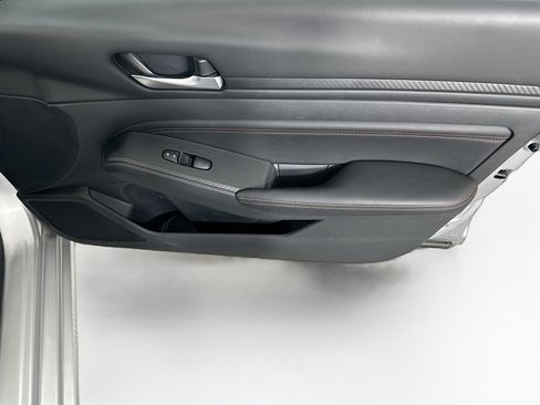 Used 2021 Nissan Altima 2.5 SR w/ SR Premium Package image 30