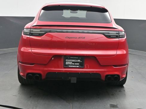 Used 2023 Porsche Cayenne GTS image 3
