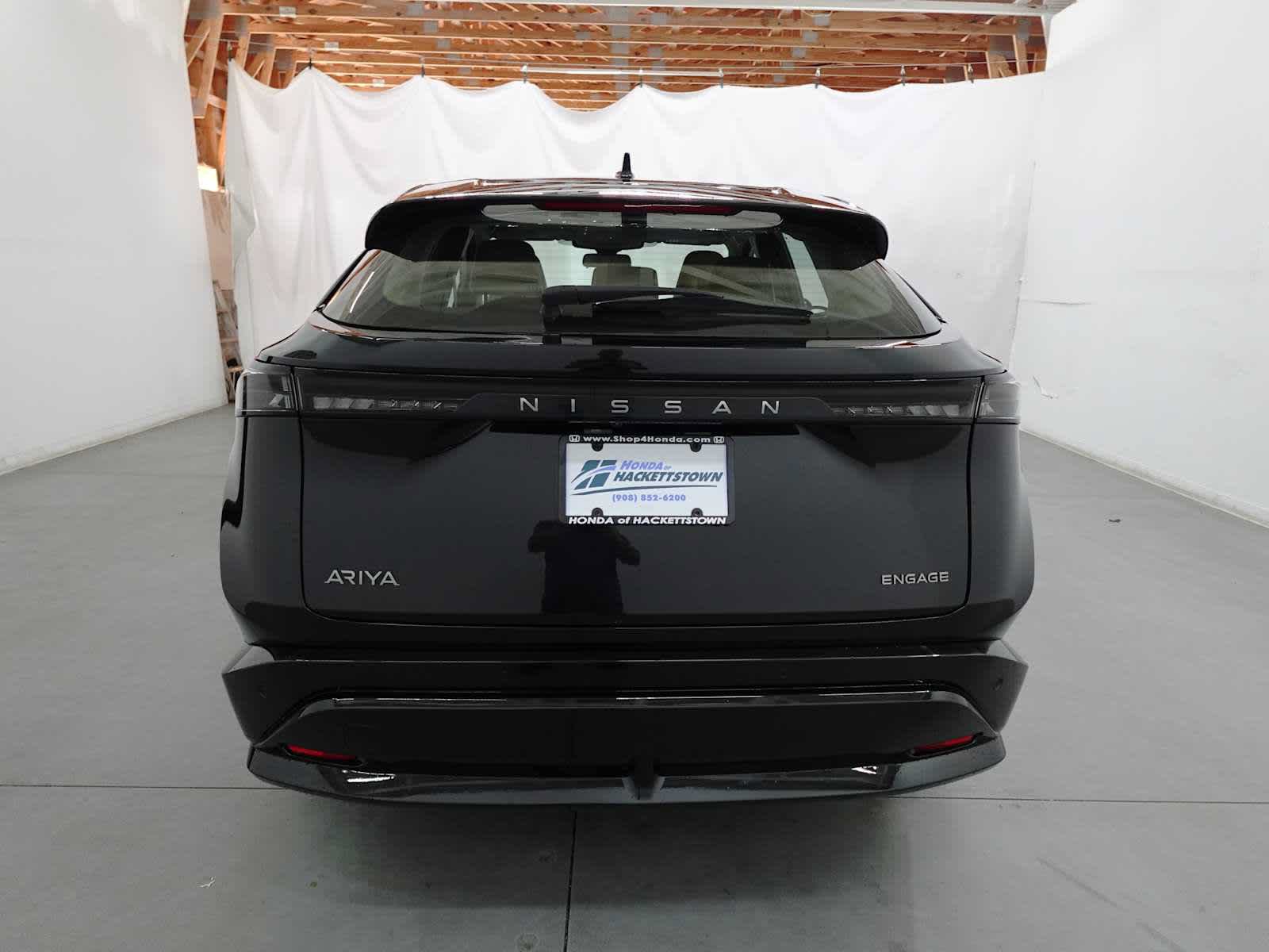 Used 2023 Nissan Ariya FWD image 6
