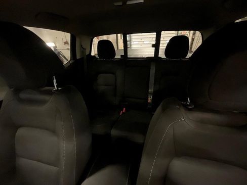 Used 2022 Chevrolet Colorado LT w/ LT Convenience Package image 25