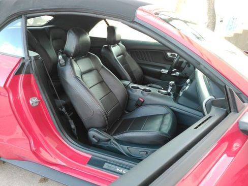 Used 2023 Ford Mustang Premium image 27