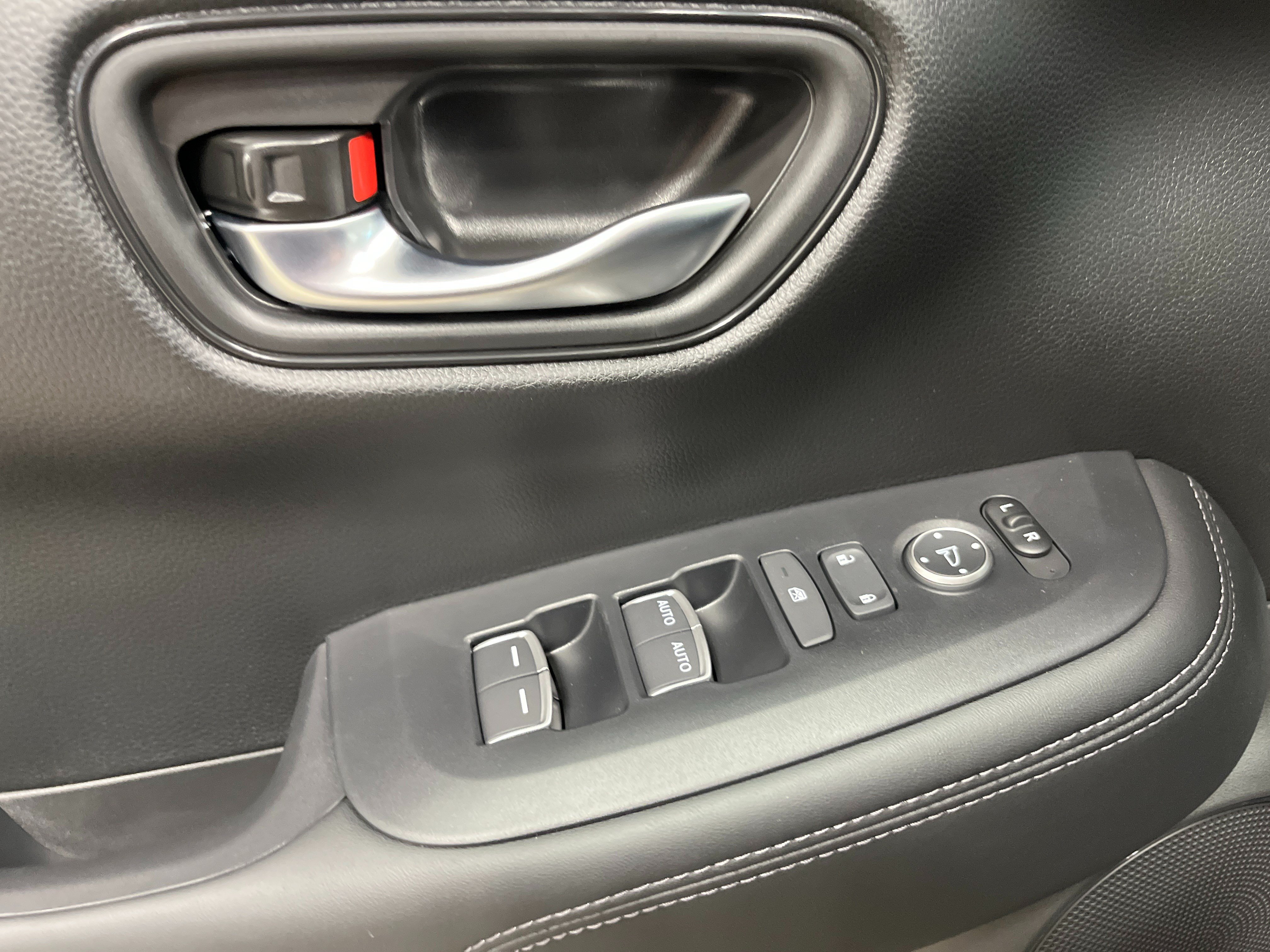 New 2027 Honda HR-V EX-L image 16