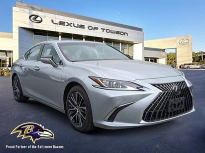 Certified 2022 Lexus ES 350 w/ Premium Package