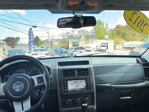 Used 2012 Jeep Liberty Limited Jet w/ Comfort/Convenience Group AWD/4WD image 21