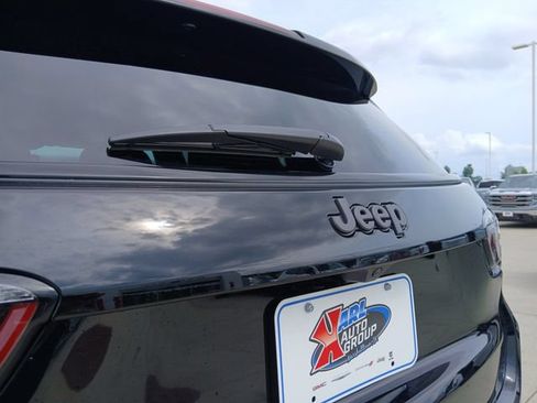 New 2026 Jeep Compass Latitude AWD/4WD image 37