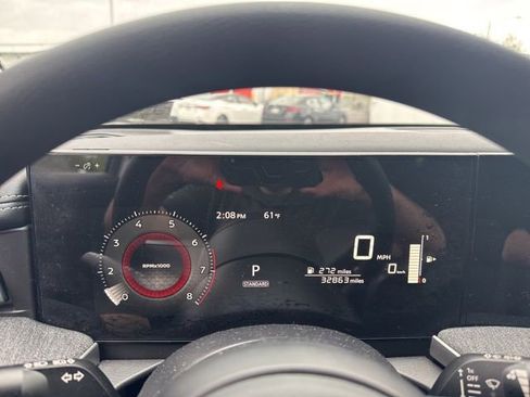Certified 2025 Nissan Kicks SV AWD/4WD image 9